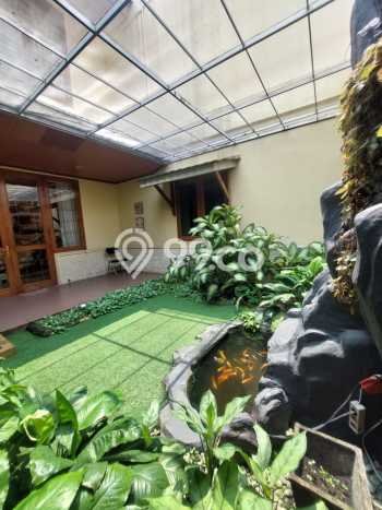 For Sale! Luxury House LT 390m2 Desain Modern di Cipete For Sale! Luxury House LT 390m2 Desain Modern di Cipete