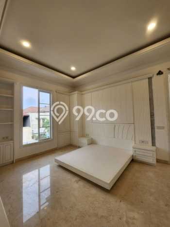 Dijual Rumah Mewah Elegan Dengan View Eksklusif di Kemang, Jakarta Selatan Dijual Rumah Mewah Elegan Dengan View Eksklusif di Kemang, Jakarta Selatan