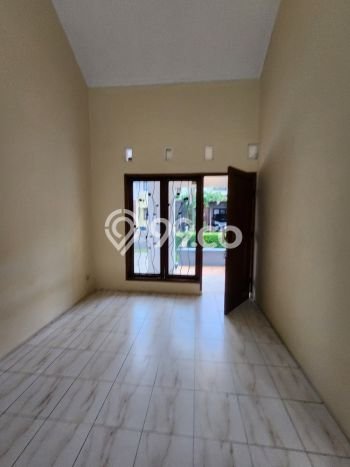 Jual Rumah Minimalis Bagus Punya 2 KT di Ciputat Tangerang Selatan SHM Jual Rumah Minimalis Bagus Punya 2 KT di Ciputat Tangerang Selatan SHM