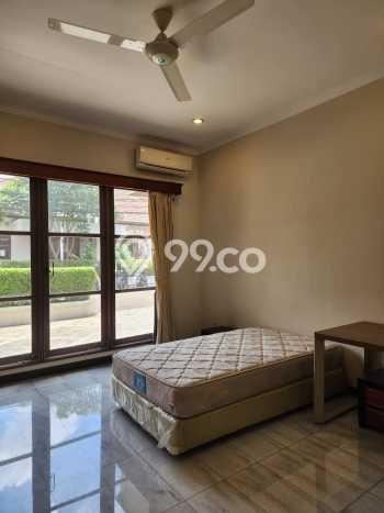 Ready to Use! Premium House LT 851m2 Desain Elegan di Cipete Ready to Use! Premium House LT 851m2 Desain Elegan di Cipete