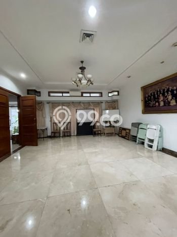 Rumah Mewah LB 1000m2 Siap Huni Desain Elegan di Pondok Indah, Jakarta Selatan Rumah Mewah LB 1000m2 Siap Huni Desain Elegan di Pondok Indah, Jakarta Selatan