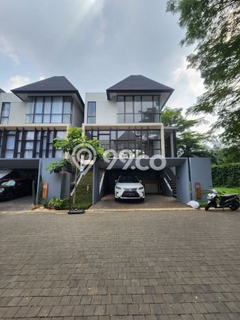 For Sale! Luxury House LT 232m2 Desain Elegan di Lebak Bulus For Sale! Luxury House LT 232m2 Desain Elegan di Lebak Bulus