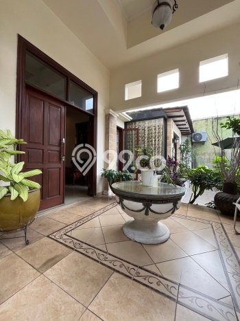 Ready to Use! Premium House LT 405m2 Desain Elegan di Pejaten Timur Ready to Use! Premium House LT 405m2 Desain Elegan di Pejaten Timur