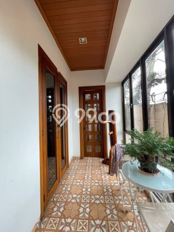 Jual Rumah Mewah Megah Dengan View Eksklusif di Kemang, Jakarta Selatan Jual Rumah Mewah Megah Dengan View Eksklusif di Kemang, Jakarta Selatan