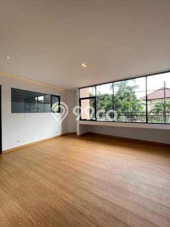 Dijual Rumah Mewah Elegan Dengan View Cantik di Kemang, Jakarta Selatan Dijual Rumah Mewah Elegan Dengan View Cantik di Kemang, Jakarta Selatan