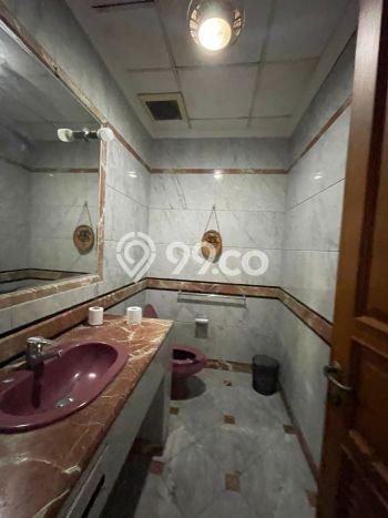 Rumah Mewah LB 1000m2 Siap Huni Desain Elegan di Pondok Indah, Jakarta Selatan Rumah Mewah LB 1000m2 Siap Huni Desain Elegan di Pondok Indah, Jakarta Selatan