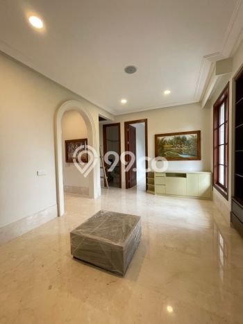 Rumah Elit Modern Tanpa Renovasi di Kemang Jakarta Selatan Rumah Elit Modern Tanpa Renovasi di Kemang Jakarta Selatan
