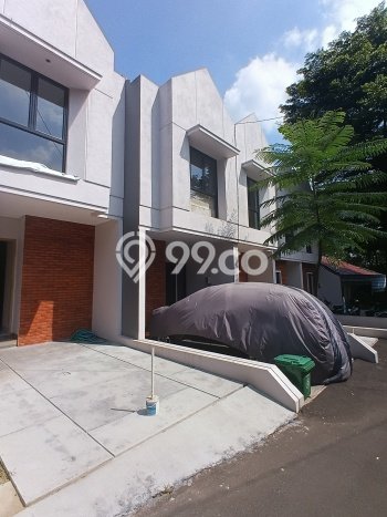 For Sale Rumah 3 Kamar Lokasi Strategis Nyaman dan Strategis di Jagakarsa For Sale Rumah 3 Kamar Lokasi Strategis Nyaman dan Strategis di Jagakarsa