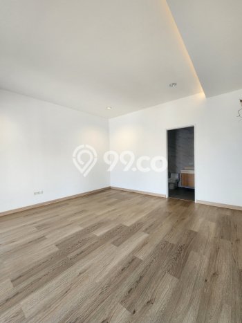 For Sale! Luxury House LT 576m2 Desain Elegan di Lebak Bulus For Sale! Luxury House LT 576m2 Desain Elegan di Lebak Bulus