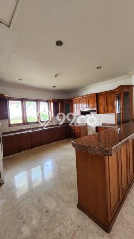 Rumah Elit LB 600m2 Siap Pakai Desain Elegan di Kemang, Jakarta Selatan Rumah Elit LB 600m2 Siap Pakai Desain Elegan di Kemang, Jakarta Selatan