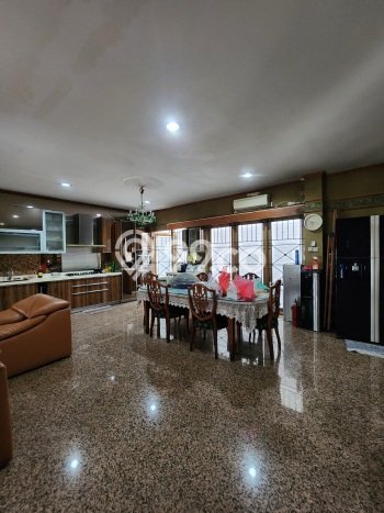 Rumah Elit Modern Siap Huni di Lebak Bulus Jakarta Selatan Rumah Elit Modern Siap Huni di Lebak Bulus Jakarta Selatan