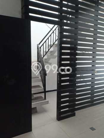 Rumah Modern 4 Kamar LT 120m2 di Surabaya Kota Rumah Modern 4 Kamar LT 120m2 di Surabaya Kota