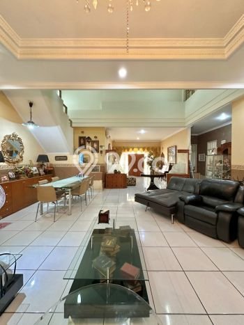 For Sale! Luxury House LT 425m2 Desain Modern di Cipete For Sale! Luxury House LT 425m2 Desain Modern di Cipete