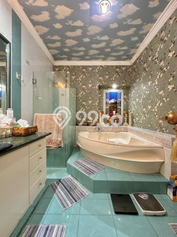 For Sale! Luxury House LT 425m2 Desain Modern di Cipete For Sale! Luxury House LT 425m2 Desain Modern di Cipete