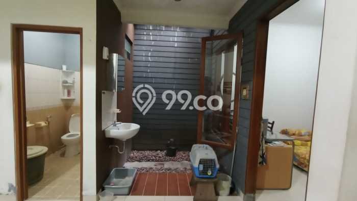 Rumah Eksklusif Dijual LT 240m2 di BSD, Tangerang Selatan Rumah Eksklusif Dijual LT 240m2 di BSD, Tangerang Selatan
