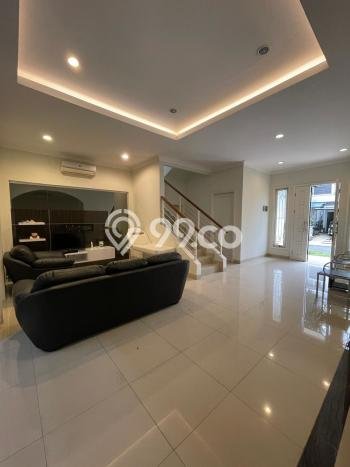 Disewakan! Rumah 4 Kamar Tidur &
4 Kamar Mandi di Gading Serpong, Tangerang Disewakan! Rumah 4 Kamar Tidur &
4 Kamar Mandi di Gading Serpong, Tangerang
