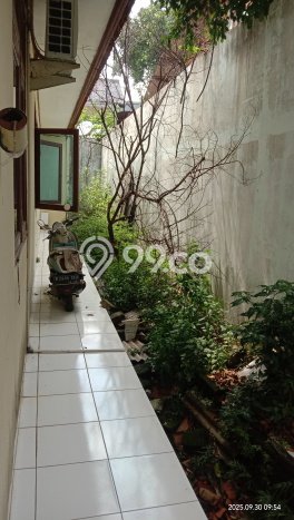 Rumah Luxury Modern Siap Huni di Ulujami Jakarta Selatan Rumah Luxury Modern Siap Huni di Ulujami Jakarta Selatan