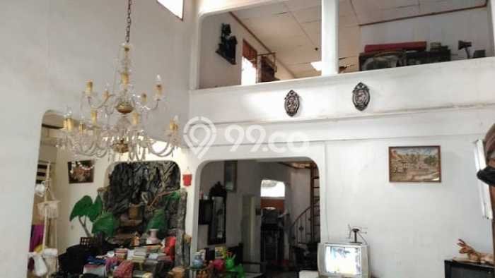 For Sale Rumah 5 Kamar Lokasi Strategis Nyaman dan Strategis di Ciputat Timur For Sale Rumah 5 Kamar Lokasi Strategis Nyaman dan Strategis di Ciputat Timur