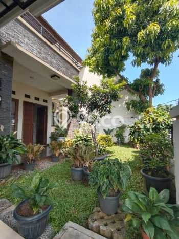 Jual Rumah Luas Elegan Dengan View Cantik di Bintaro, Tangerang Selatan Jual Rumah Luas Elegan Dengan View Cantik di Bintaro, Tangerang Selatan