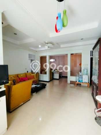 Dijual Rumah Luas Elegan Dengan View Eksklusif di Bintaro, Tangerang Selatan Dijual Rumah Luas Elegan Dengan View Eksklusif di Bintaro, Tangerang Selatan