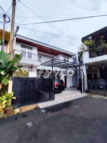 Dijual Rumah Luas Elegan Dengan View Eksklusif di Bintaro, Tangerang Selatan Dijual Rumah Luas Elegan Dengan View Eksklusif di Bintaro, Tangerang Selatan