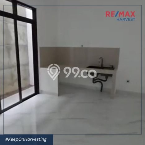 Jual Rumah Luas Elegan Dengan View Eksklusif di Villa Meruya, Jakarta Barat Jual Rumah Luas Elegan Dengan View Eksklusif di Villa Meruya, Jakarta Barat