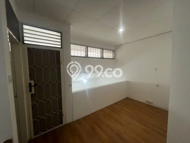 Rumah Bagus Siap Huni Di Kelapa Gading Luas 150m2 Lokasi Strategis Rumah Bagus Siap Huni Di Kelapa Gading Luas 150m2 Lokasi Strategis