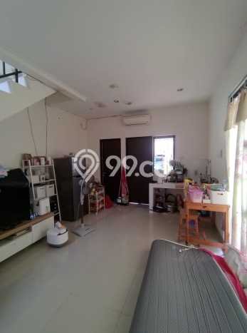 Disewakan Rumah Murah di Harapan Indah Bekasi dengan 2 Kamar Tidur Disewakan Rumah Murah di Harapan Indah Bekasi dengan 2 Kamar Tidur
