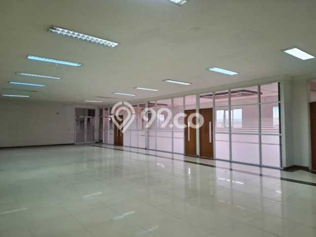 Gudang untuk disewa di Pulo Gadung punya LT 5000m2 & LB 4422m2 harga sewa kompetitif Gudang untuk disewa di Pulo Gadung punya LT 5000m2 & LB 4422m2 harga sewa kompetitif