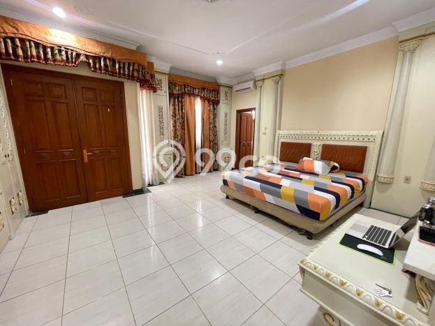 Lokasi strategis! Rumah siap pakai disewakan di Penjaringan LB 270m2 Lokasi strategis! Rumah siap pakai disewakan di Penjaringan LB 270m2