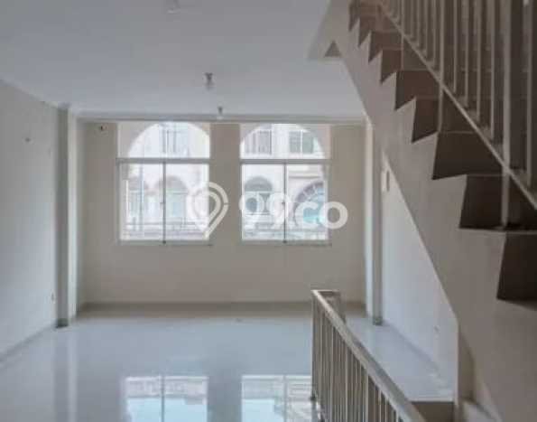 Ruko For Rent Kawasan , Luas 120m2m², Lokasi Premium, Siap Bisnis Ruko For Rent Kawasan , Luas 120m2m², Lokasi Premium, Siap Bisnis