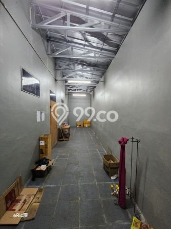 Gudang Area Strategis di Bekasi, Luas 700m², Jalur Utama Gudang Area Strategis di Bekasi, Luas 700m², Jalur Utama