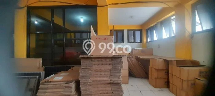 Unit Gudang Dijual di Gamping Sleman Luas Tanah 1765m2, Luas Bangunan 1800m2 Unit Gudang Dijual di Gamping Sleman Luas Tanah 1765m2, Luas Bangunan 1800m2