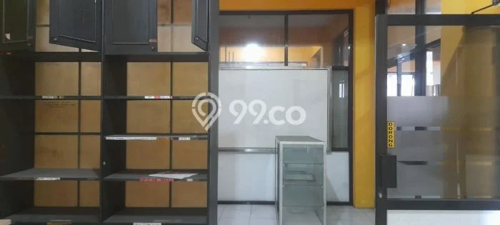 Unit Gudang Dijual di Gamping Sleman Luas Tanah 1765m2, Luas Bangunan 1800m2 Unit Gudang Dijual di Gamping Sleman Luas Tanah 1765m2, Luas Bangunan 1800m2