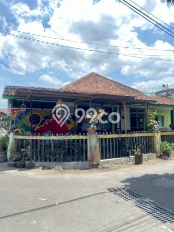 Dijual Kost Strategis di Umbulharjo, Yogyakarta 17 KT, 5 KM, Luas Bangunan 273m2 Dijual Kost Strategis di Umbulharjo, Yogyakarta 17 KT, 5 KM, Luas Bangunan 273m2
