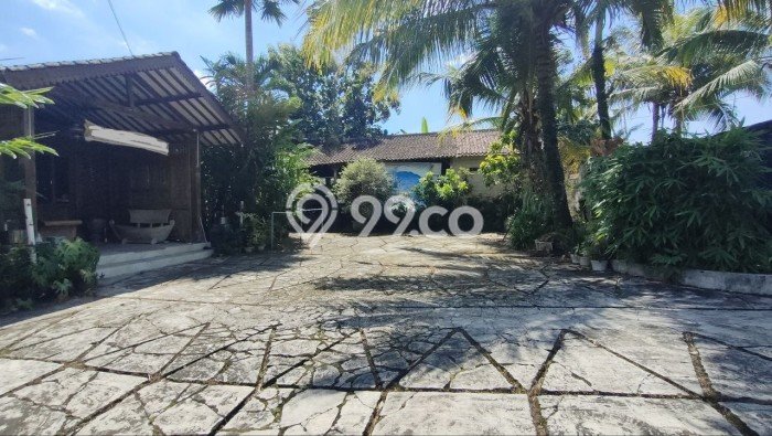 FOR SALE! Vila Kawasan Pakem, Area 2367m2m², Posisi Premium FOR SALE! Vila Kawasan Pakem, Area 2367m2m², Posisi Premium