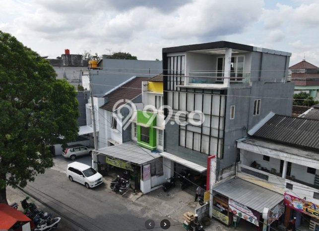 Unit Kantor Dijual di Mlati Sleman Luas Tanah 104m2, Luas Bangunan 337m2 Unit Kantor Dijual di Mlati Sleman Luas Tanah 104m2, Luas Bangunan 337m2