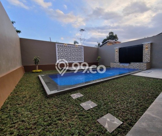 Rumah Luxury Modern Tanpa Renovasi di Purwomartani Sleman Rumah Luxury Modern Tanpa Renovasi di Purwomartani Sleman