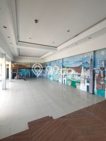 Komersial di Bantul, Luas 400m², Kawasan Bisnis, Strategis Komersial di Bantul, Luas 400m², Kawasan Bisnis, Strategis