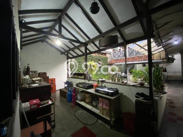 SPECIAL PROPERTY! Rumah di Umbulharjo, LT 1050m2m² Bangunan 400m2m² SPECIAL PROPERTY! Rumah di Umbulharjo, LT 1050m2m² Bangunan 400m2m²