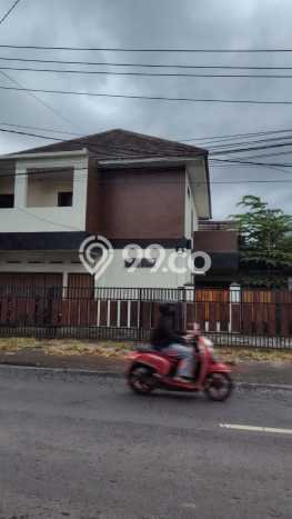 For Sale Rumah 5 Kamar Lokasi Strategis Nyaman dan Strategis di Sewon For Sale Rumah 5 Kamar Lokasi Strategis Nyaman dan Strategis di Sewon