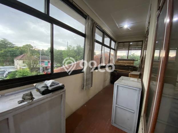 SPECIAL PROPERTY! Rumah di Umbulharjo, LT 1050m2m² Bangunan 400m2m² SPECIAL PROPERTY! Rumah di Umbulharjo, LT 1050m2m² Bangunan 400m2m²