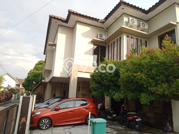 Cocok Untuk Investasi! Dijual Kost di Condong Catur 18 Kamar Cocok Untuk Investasi! Dijual Kost di Condong Catur 18 Kamar