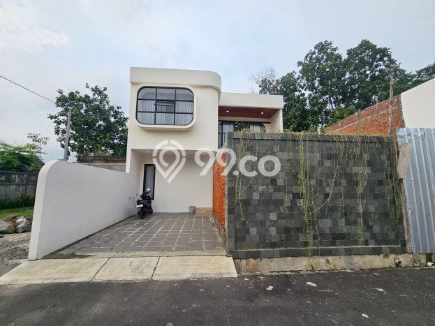 Rumah Modern 3 KT di Maguwoharjo Yogyakarta Full Furnished Rumah Modern 3 KT di Maguwoharjo Yogyakarta Full Furnished