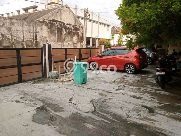 Cocok Untuk Investasi! Dijual Kost di Condong Catur 18 Kamar Cocok Untuk Investasi! Dijual Kost di Condong Catur 18 Kamar