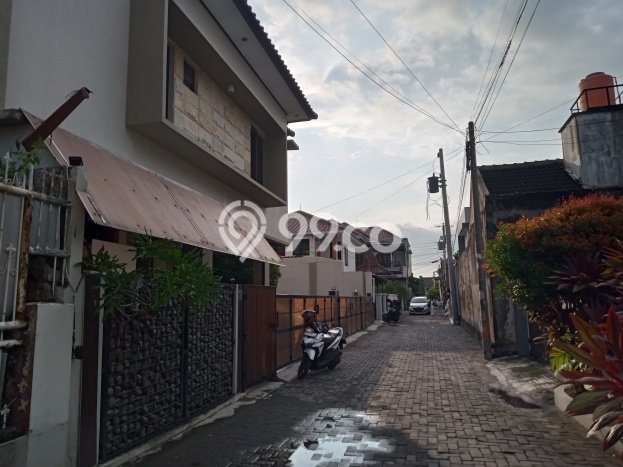 Cocok Untuk Investasi! Dijual Kost di Condong Catur 18 Kamar Cocok Untuk Investasi! Dijual Kost di Condong Catur 18 Kamar