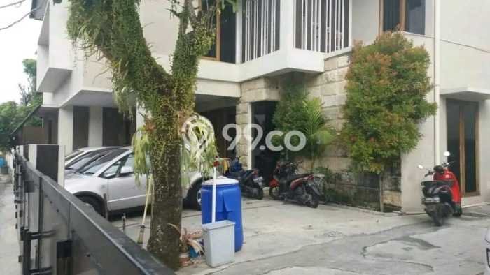 Cocok Untuk Investasi! Dijual Kost di Condong Catur 18 Kamar Cocok Untuk Investasi! Dijual Kost di Condong Catur 18 Kamar