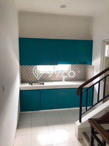 Ruko Dijual di Tangerang LT 67m2 & LB 171m2 Lokasi Terbaik! Ruko Dijual di Tangerang LT 67m2 & LB 171m2 Lokasi Terbaik!