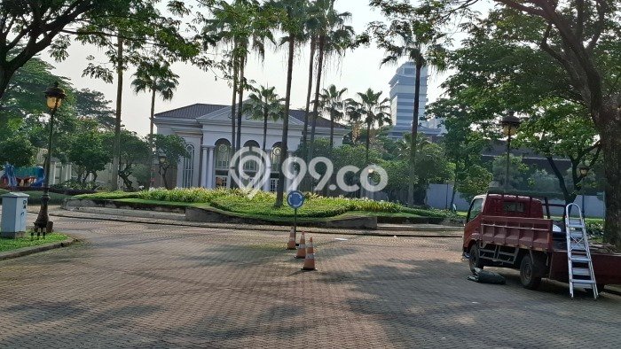 Hunian Elit LB 525m2 Siap Pakai Desain Elegan di Gading Serpong, Tangerang Hunian Elit LB 525m2 Siap Pakai Desain Elegan di Gading Serpong, Tangerang