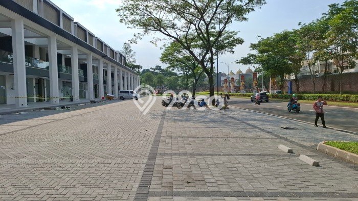 Unit Komersial Disewakan di Tangerang Area Strategis Harga Kompetitif Unit Komersial Disewakan di Tangerang Area Strategis Harga Kompetitif